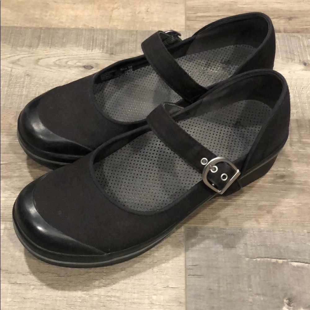 Dansko Black Mary Jane 38